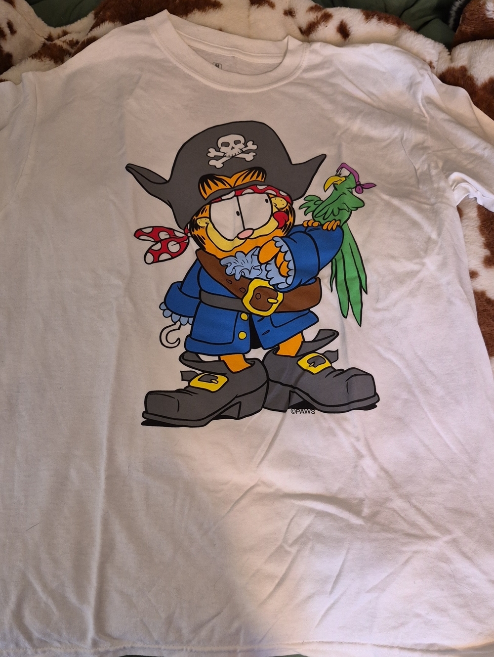 Garfield Pirate Graphic Tee Size M